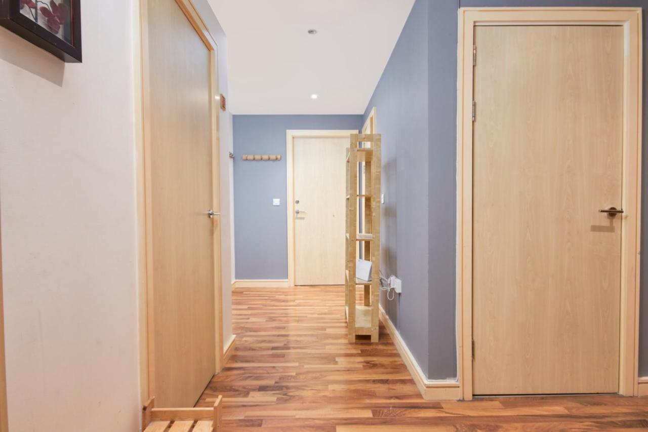 Stylish Manchester Gem - Sleeps 10! מראה חיצוני תמונה